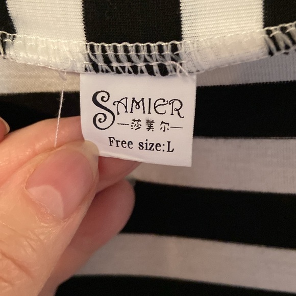 Samier open sweater, size large, black and white striped. - Picture 6 of 10